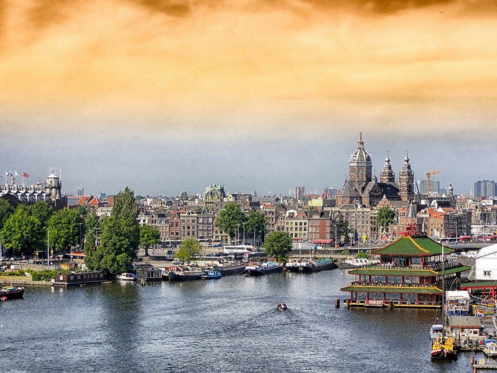 amsterdam-landscape-historic-buildings