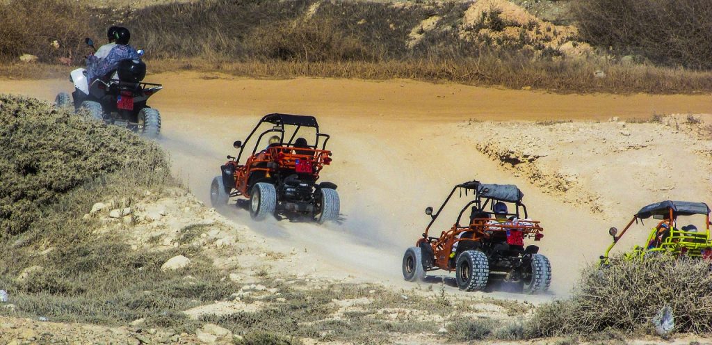 quad-bikes-1610748_1280