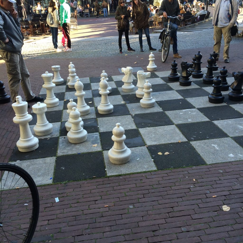 Max Euweplein Massive Chess experiences in Amsterdam