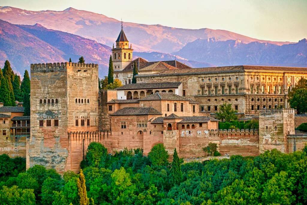 experiences you ought not to miss in spain