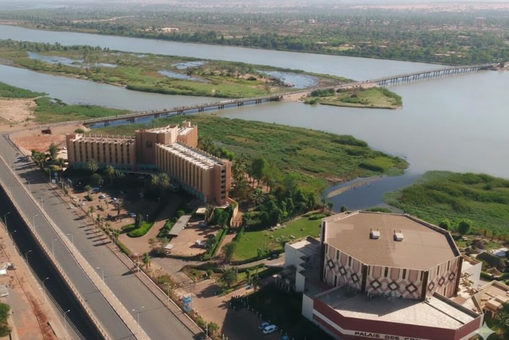 Niamey Travel Guide Niger Life By The Niger River Desert 